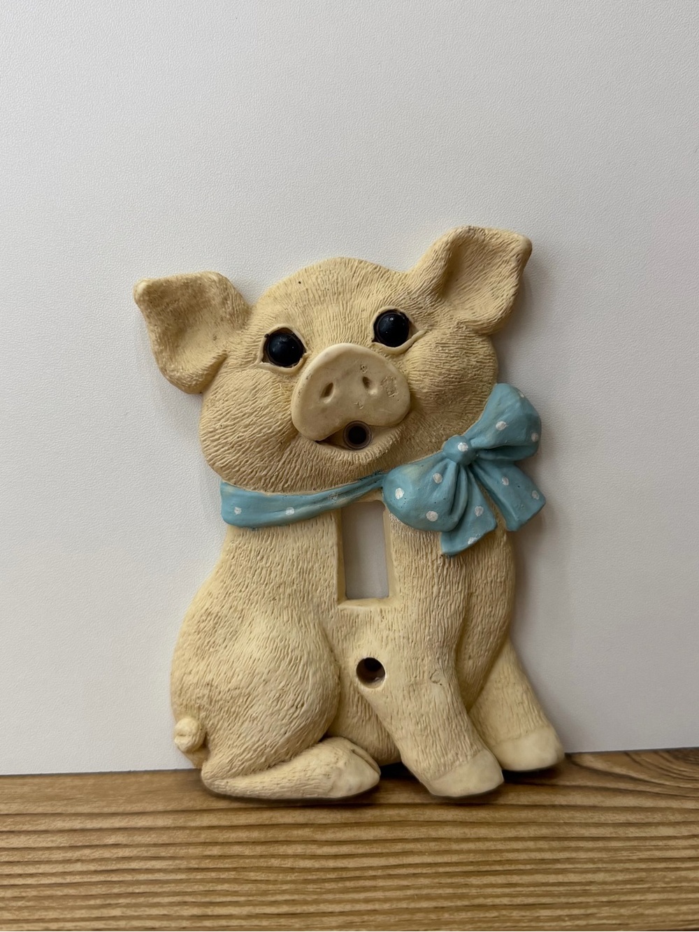 Vintage Pig Textured Resin Light Switch Plate Cover Adorable Blue Bow